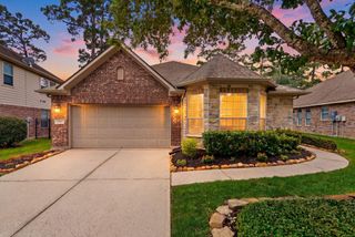 82 S Rocky Point Circle, The Woodlands, TX 77389