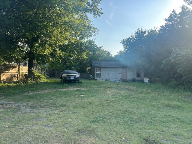 5747 Johnson Lane, Dallas, TX 75241