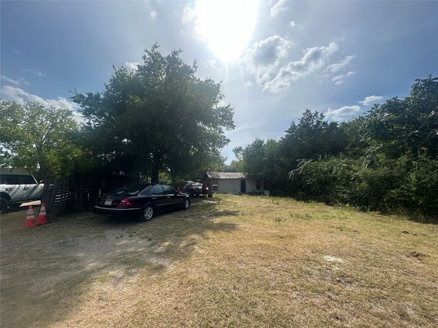 5747 Johnson Lane, Dallas, TX 75241