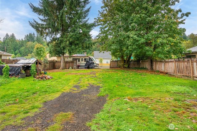 1212 W Railroad Avenue, Shelton, WA 98584