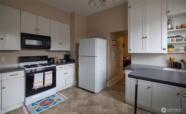 506 1st Street SW, Auburn, WA 98001