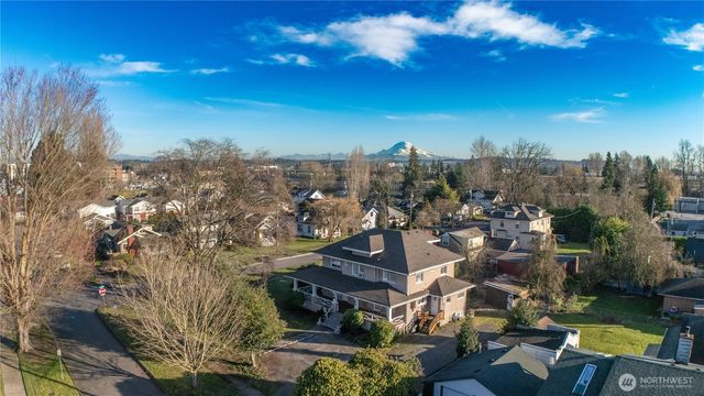 506 1st Street SW, Auburn, WA 98001