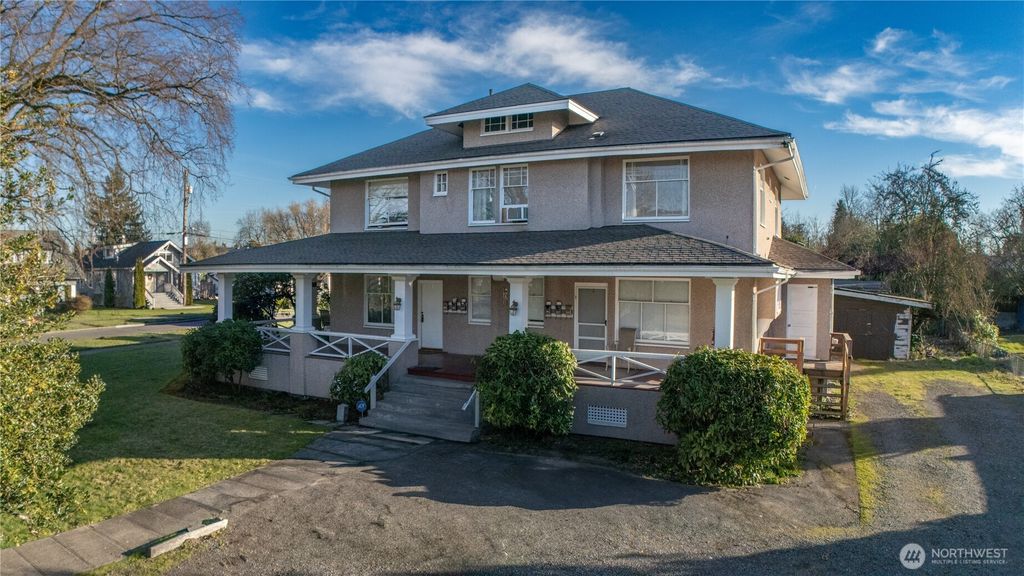 506 1st Street SW, Auburn, WA 98001