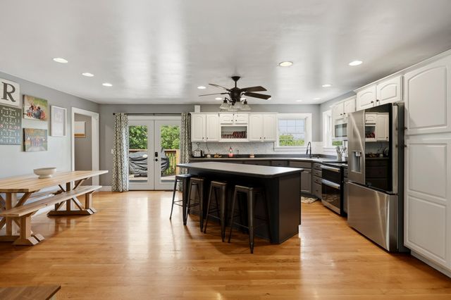688 Cap Bottom Lane, Harrodsburg, KY 40330