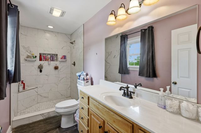 688 Cap Bottom Lane, Harrodsburg, KY 40330