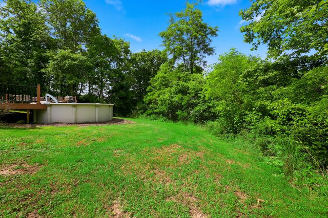 688 Cap Bottom Lane, Harrodsburg, KY 40330
