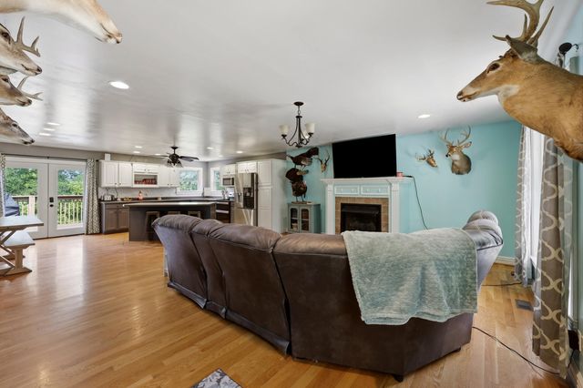 688 Cap Bottom Lane, Harrodsburg, KY 40330