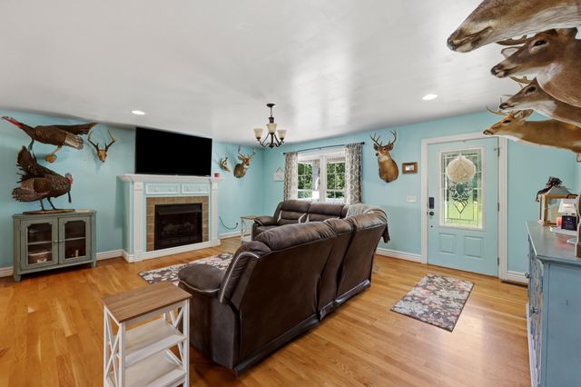 688 Cap Bottom Lane, Harrodsburg, KY 40330