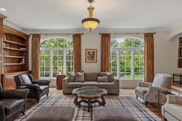 15230 Alpine Drive, Orland Park, IL 60467