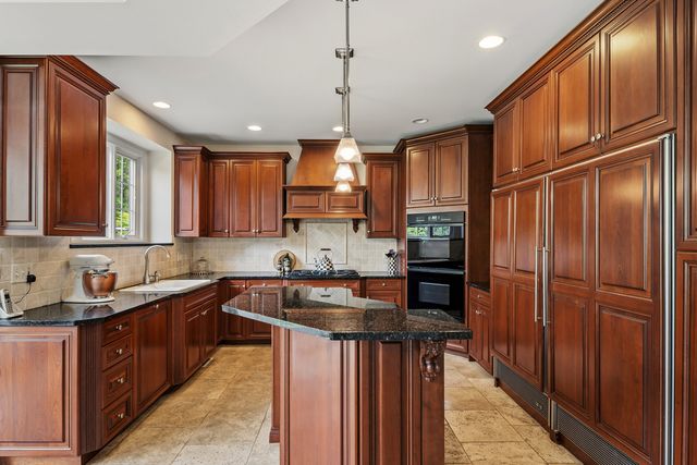 15230 Alpine Drive, Orland Park, IL 60467