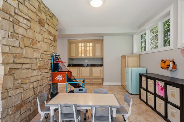 15230 Alpine Drive, Orland Park, IL 60467