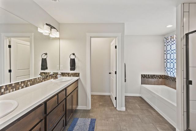 110 Linton Way, Eagle Point, OR 97524