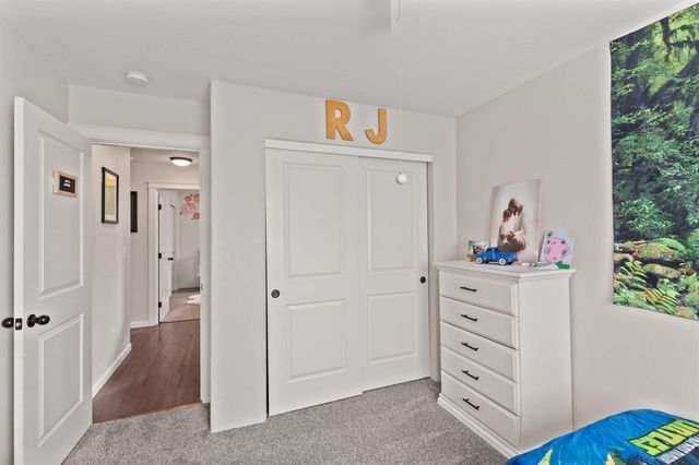 110 Linton Way, Eagle Point, OR 97524