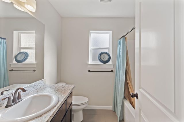 110 Linton Way, Eagle Point, OR 97524