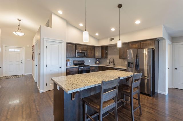 110 Linton Way, Eagle Point, OR 97524