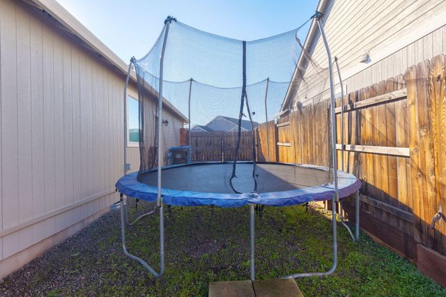 110 Linton Way, Eagle Point, OR 97524