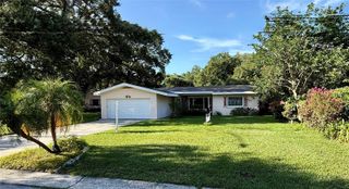 918 BAY BREEZE TERRACE, Largo, FL 33770