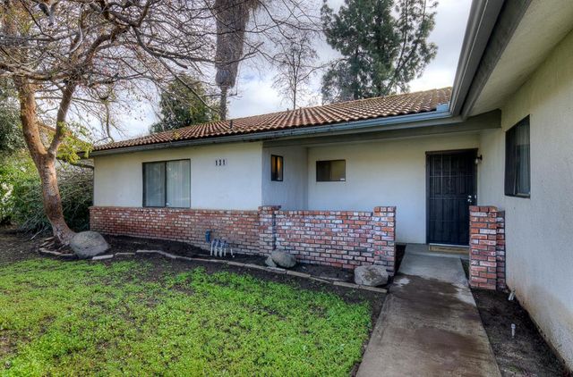 131 N Terry Avenue, Clovis, CA 93612