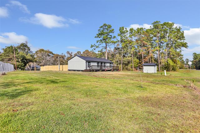 180 County Road 645, Kenefick, TX 77535