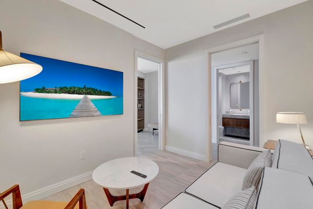 525 N FORT LAUDERDALE BEACH Boulevard 1707, Fort Lauderdale, FL 33304