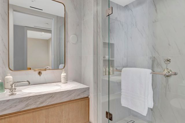 525 N FORT LAUDERDALE BEACH Boulevard 1707, Fort Lauderdale, FL 33304