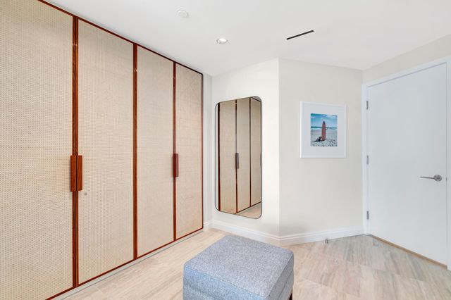 525 N FORT LAUDERDALE BEACH Boulevard 1707, Fort Lauderdale, FL 33304