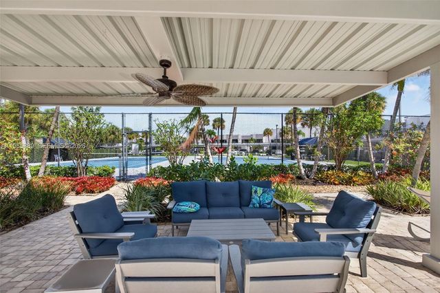 1100 SE 5th Ct 83, Pompano Beach, FL 33060