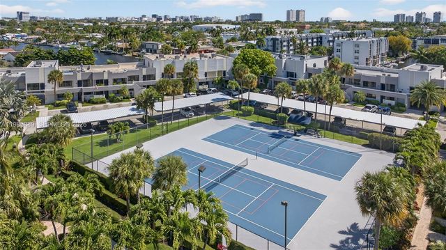 1100 SE 5th Ct 83, Pompano Beach, FL 33060