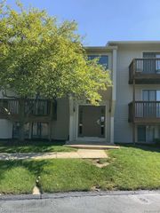 30074 W 12 Mile Road 109, Farmington Hills, MI 48334