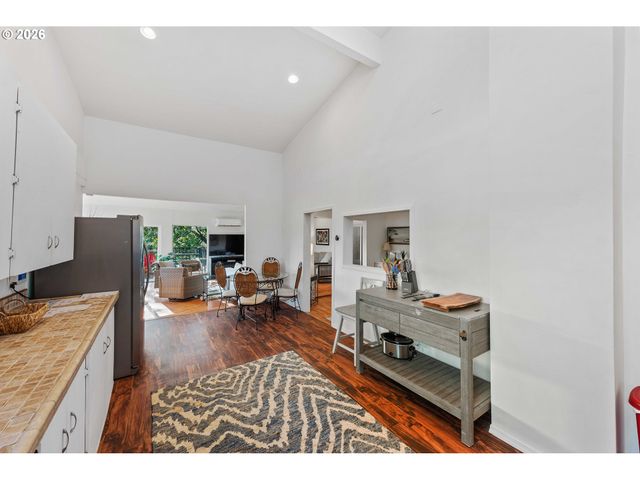 2130 SOUTHWEST Blvd, Coos Bay, OR 97420