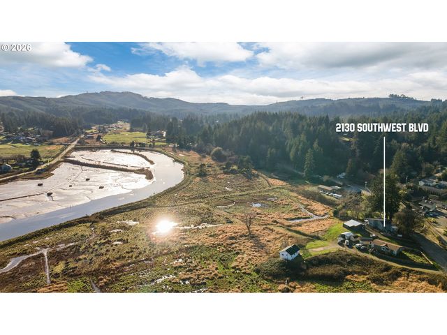 2130 SOUTHWEST Blvd, Coos Bay, OR 97420