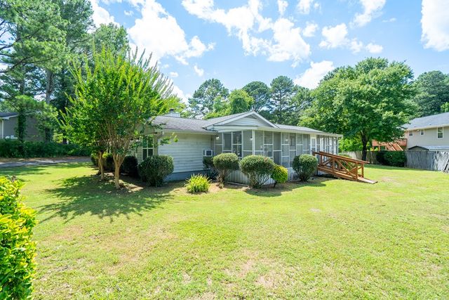 3032 E Brookhaven Circle, Dalton, GA 30720