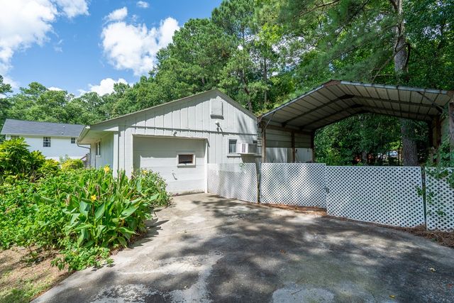 3032 E Brookhaven Circle, Dalton, GA 30720