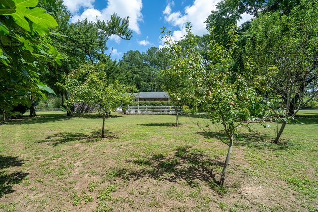 3032 E Brookhaven Circle, Dalton, GA 30720