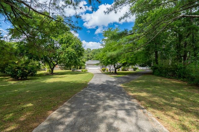 3032 E Brookhaven Circle, Dalton, GA 30720