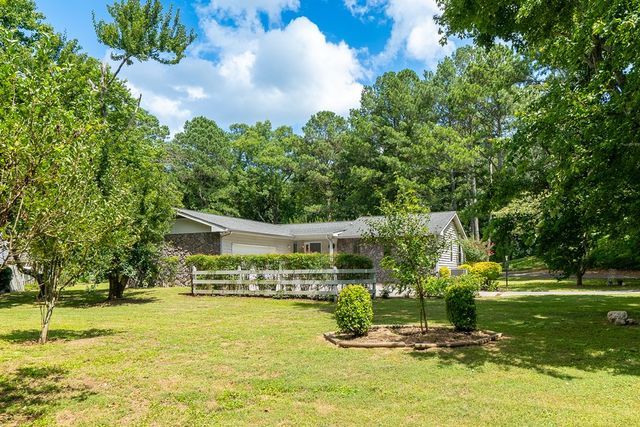 3032 E Brookhaven Circle, Dalton, GA 30720