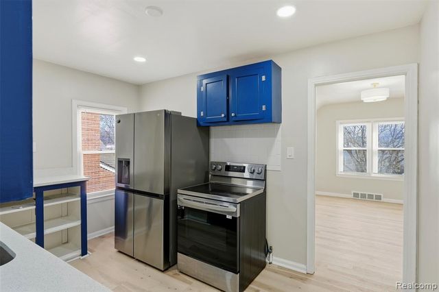 2045 N Elizabeth Street, Dearborn, MI 48128