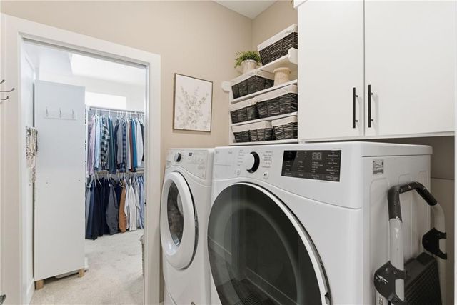 11230 S Zarda Drive, Olathe, KS 66061