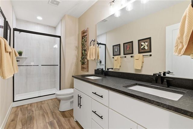 11230 S Zarda Drive, Olathe, KS 66061