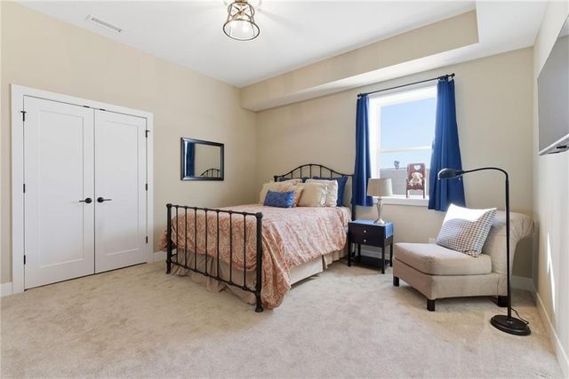 11230 S Zarda Drive, Olathe, KS 66061