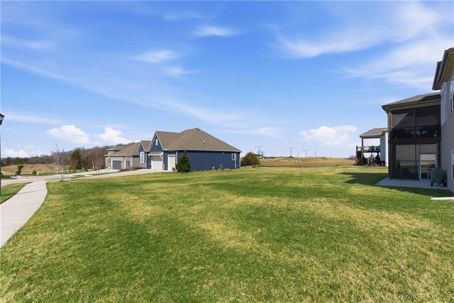 11230 S Zarda Drive, Olathe, KS 66061