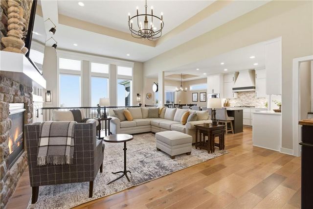 11230 S Zarda Drive, Olathe, KS 66061