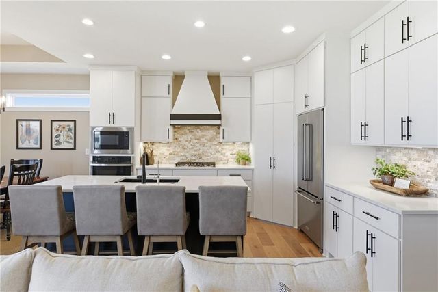 11230 S Zarda Drive, Olathe, KS 66061