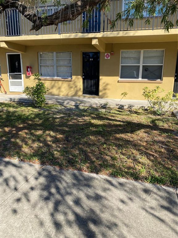 2500 HARN BOULEVARD F5, Clearwater, FL 33764