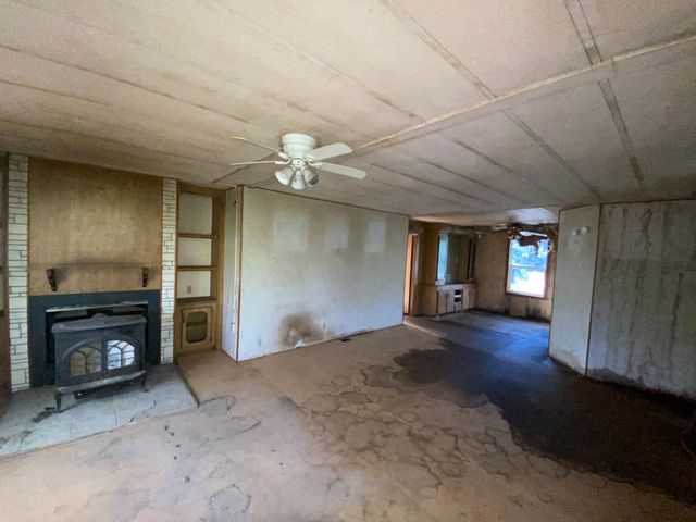 12572 Creek View Dr, Grass Valley, CA 95949