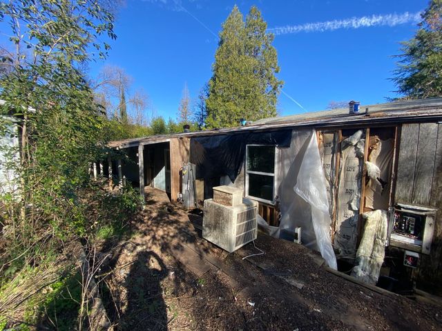 12572 Creek View Dr, Grass Valley, CA 95949