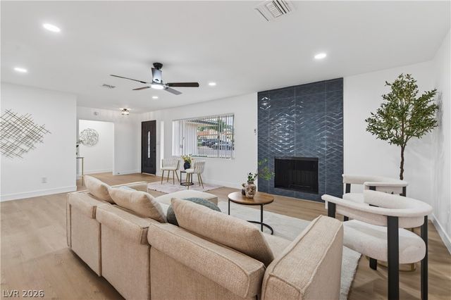 541 Burton Street, Henderson, NV 89015