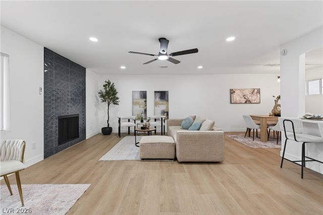 541 Burton Street, Henderson, NV 89015