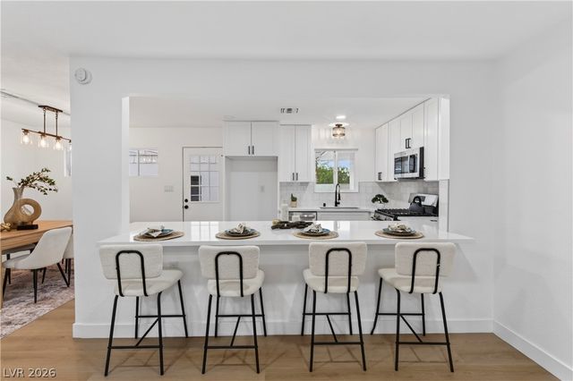 541 Burton Street, Henderson, NV 89015