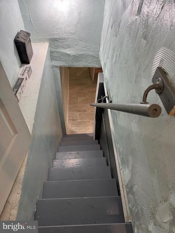 7119 GRAYS AVE, Philadelphia, PA 19142